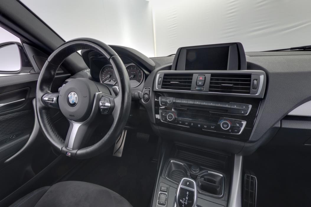 BMW 220 2016