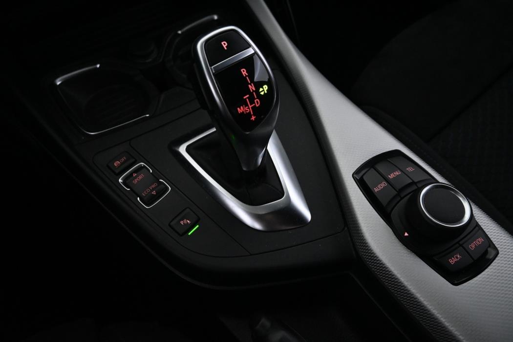BMW 220 2016