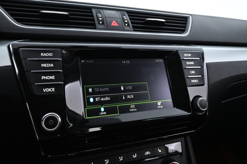 SKODA Superb 2016