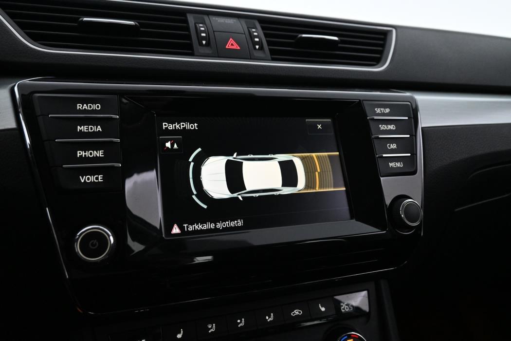 SKODA Superb 2016