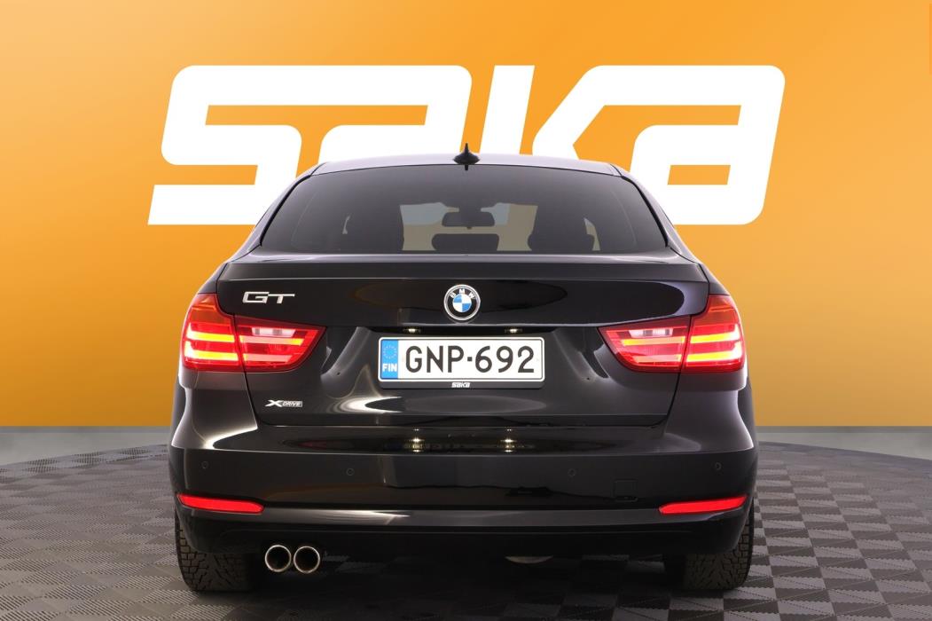 BMW 320 2016