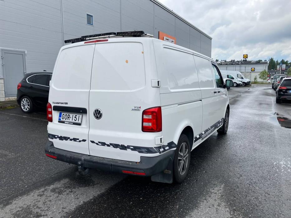 VOLKSWAGEN Transporter 2016