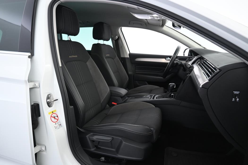 VOLKSWAGEN Passat 2020