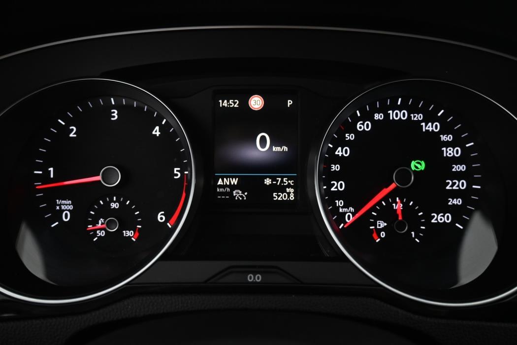 VOLKSWAGEN Passat 2020