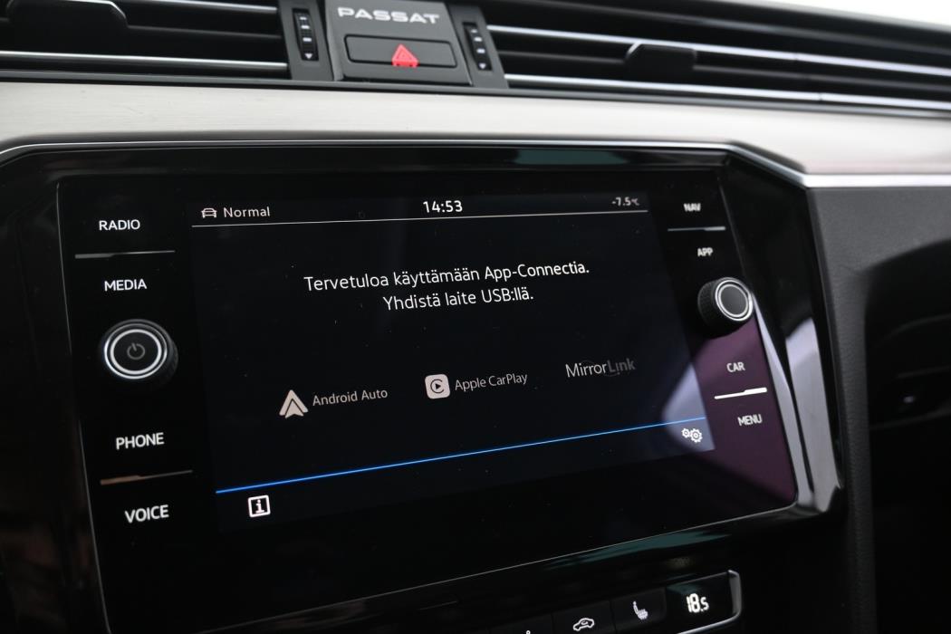 VOLKSWAGEN Passat 2020