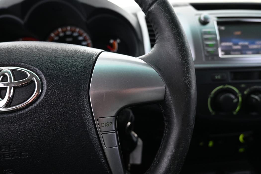 TOYOTA Hilux 2014