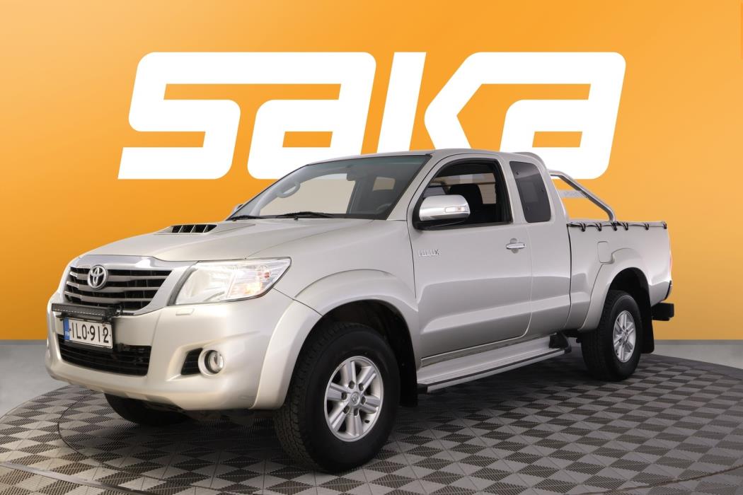 TOYOTA Hilux 2014