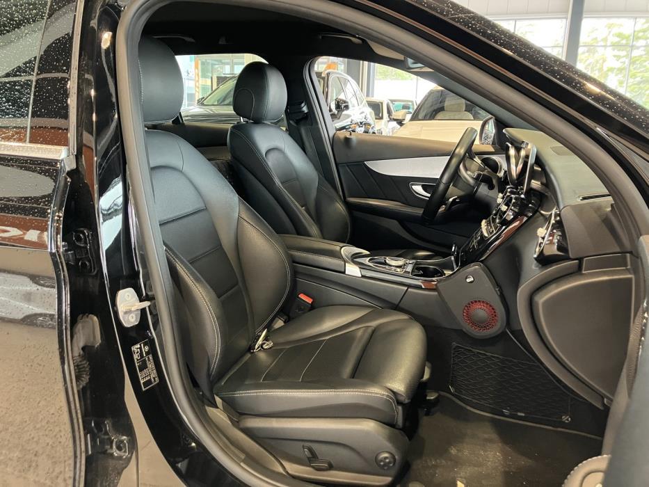 MERCEDES-BENZ C 2020