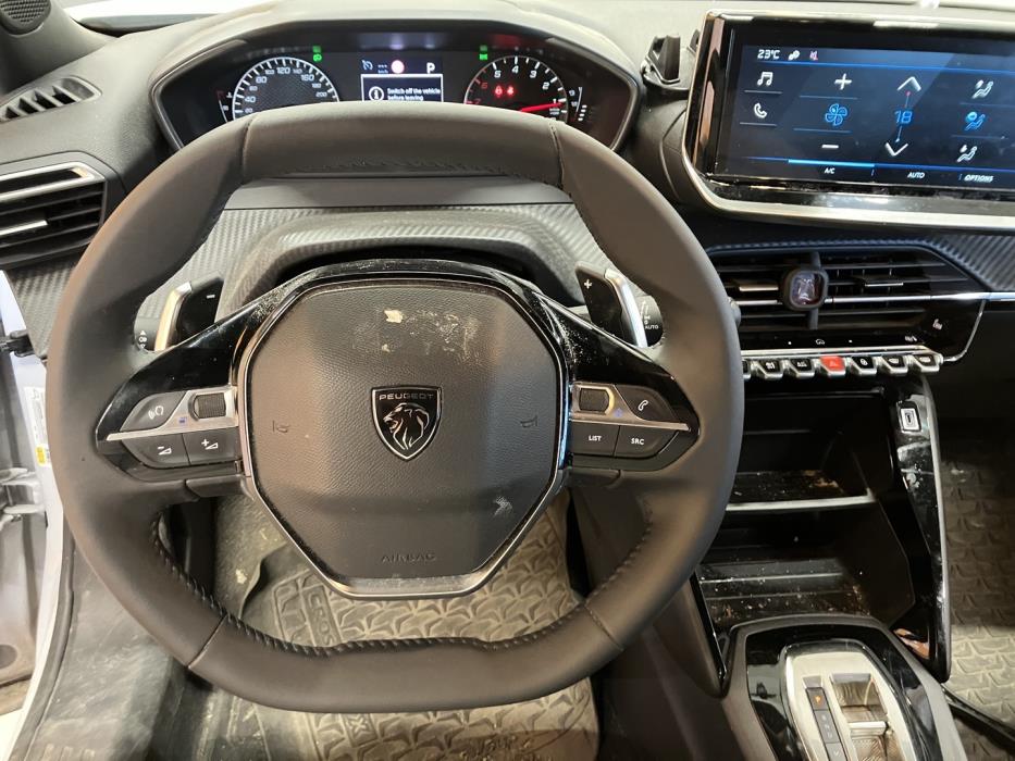 PEUGEOT 2008 2023