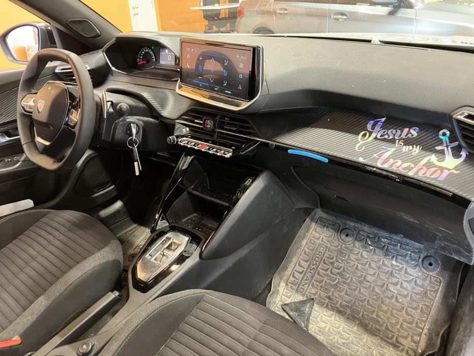 PEUGEOT 2008 2023