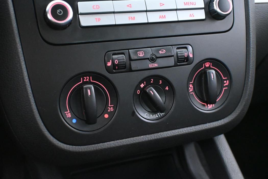 VOLKSWAGEN Jetta 2006