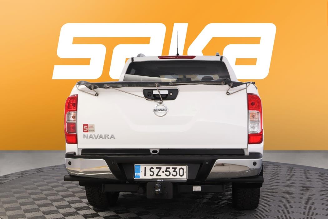 NISSAN Navara 2020