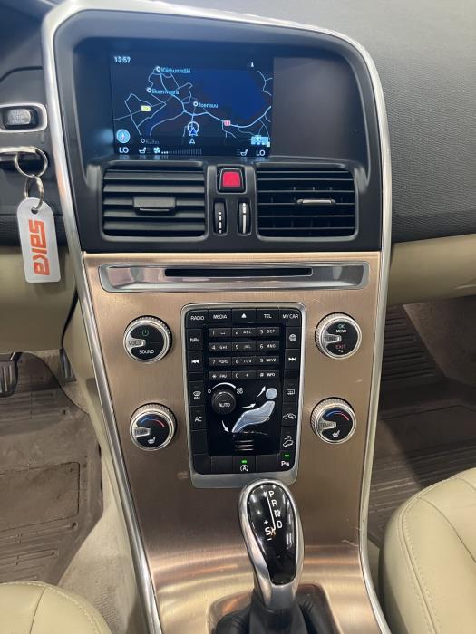 VOLVO XC60 2016