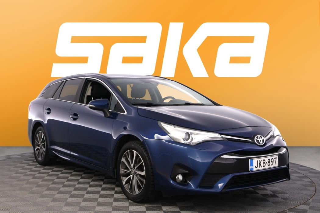 TOYOTA Avensis 2016