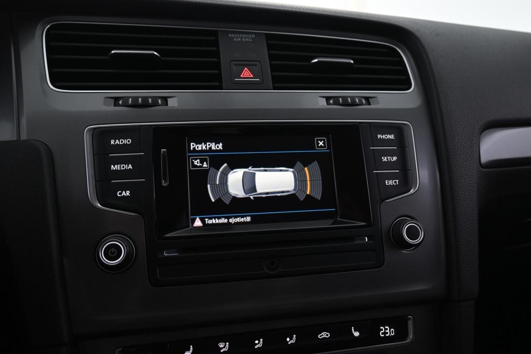 VOLKSWAGEN Golf 2017