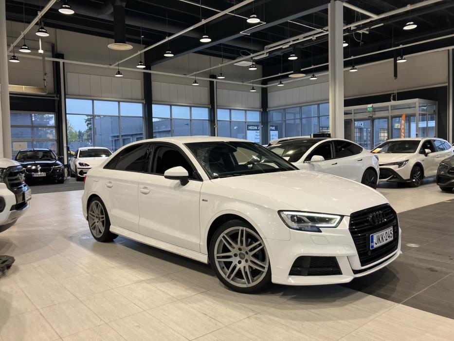 AUDI A3 2017