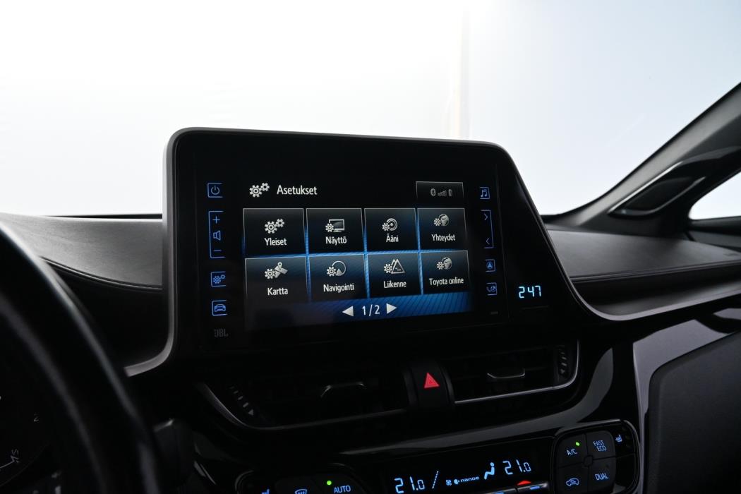 TOYOTA C-HR 2017