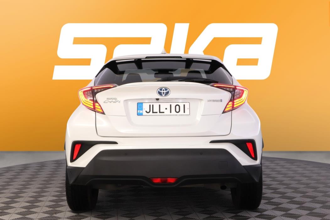 TOYOTA C-HR 2017