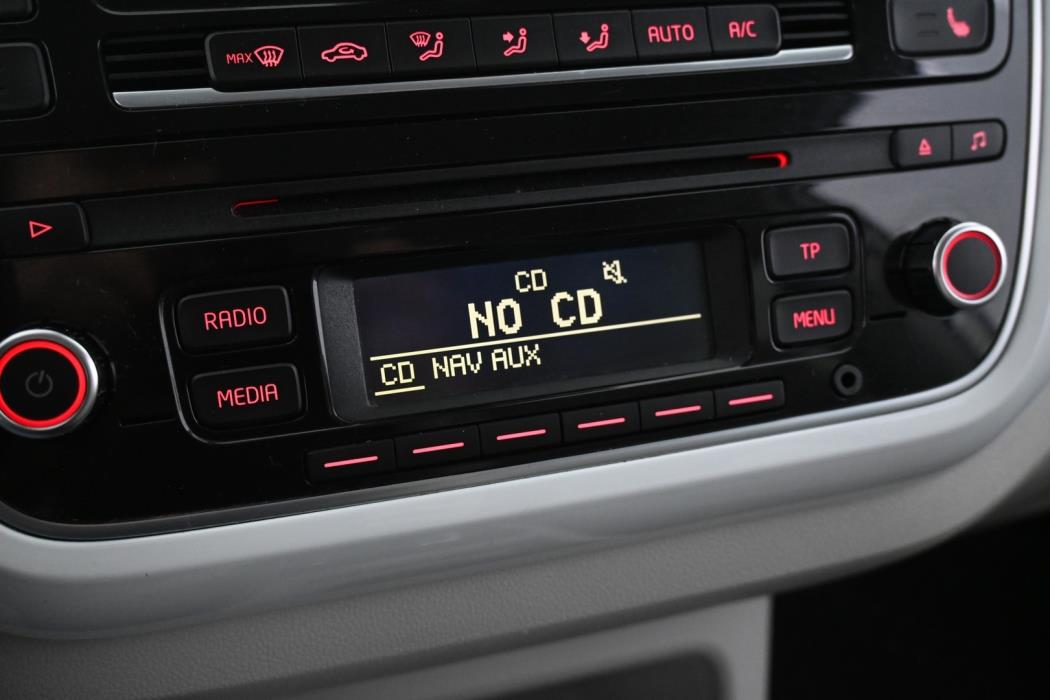 VOLKSWAGEN E-UP! 2017