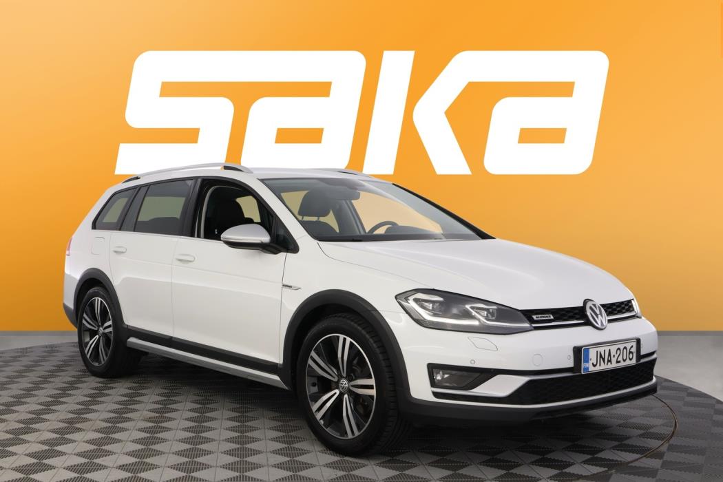 VOLKSWAGEN Golf 2018