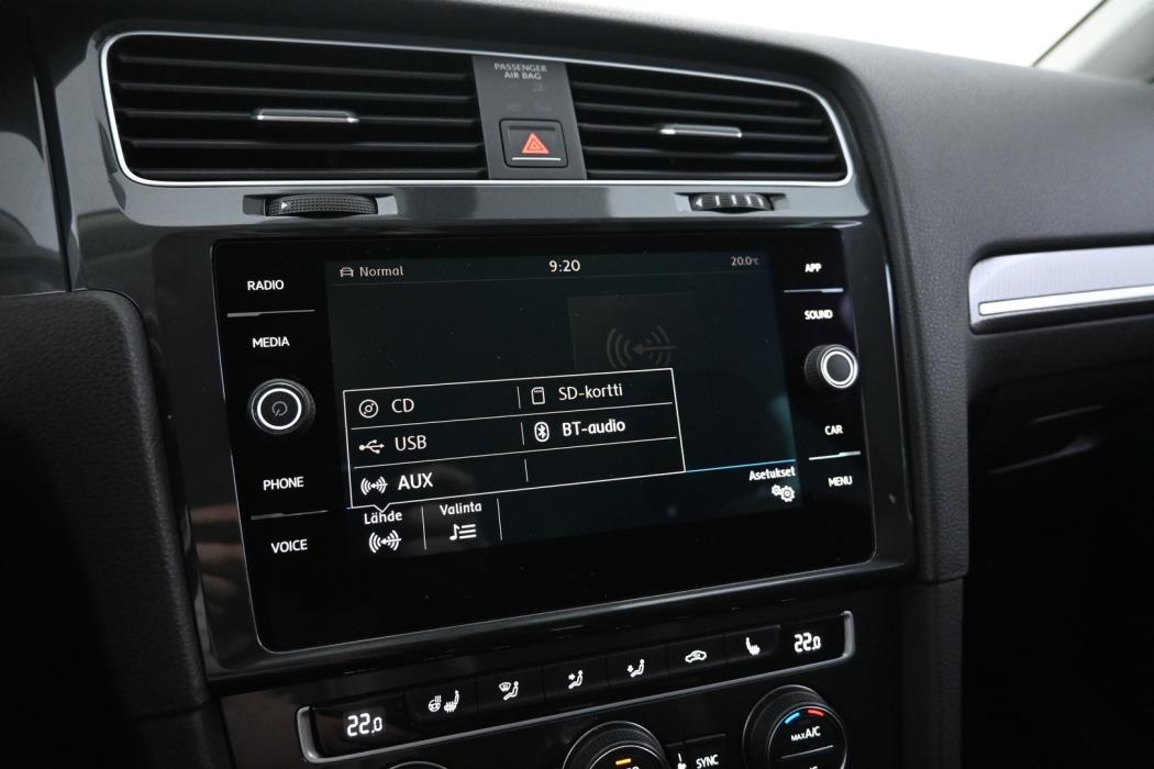 VOLKSWAGEN Golf 2018