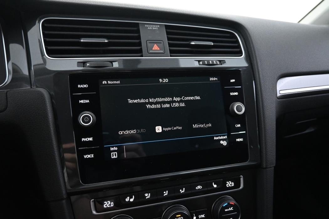 VOLKSWAGEN Golf 2018