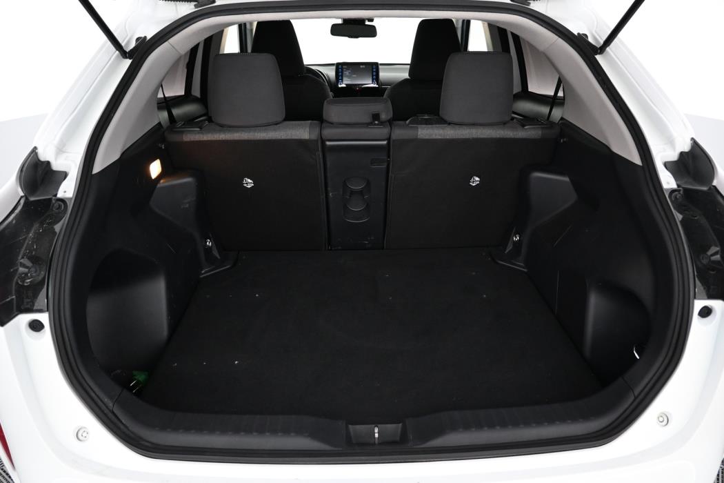 TOYOTA Yaris Cross 2024