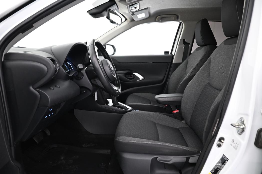 TOYOTA Yaris Cross 2024