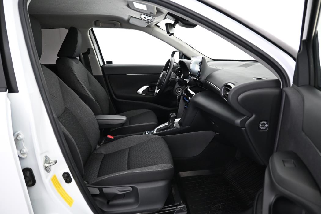 TOYOTA Yaris Cross 2024