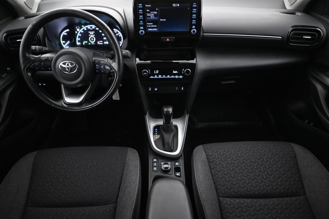 TOYOTA Yaris Cross 2024