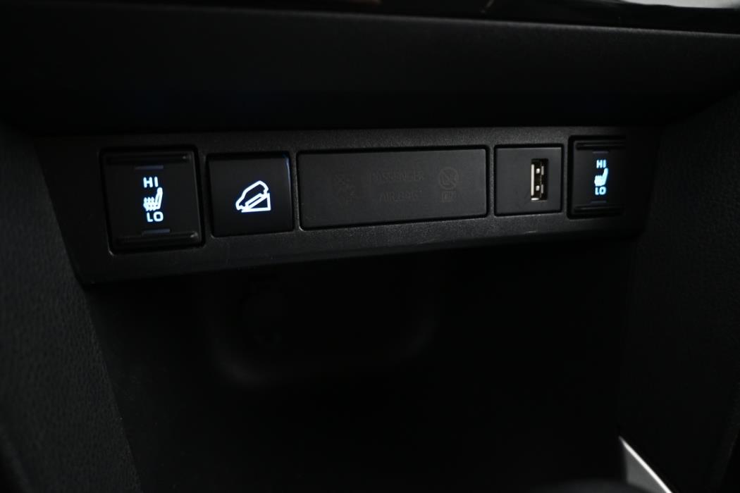 TOYOTA Yaris Cross 2024