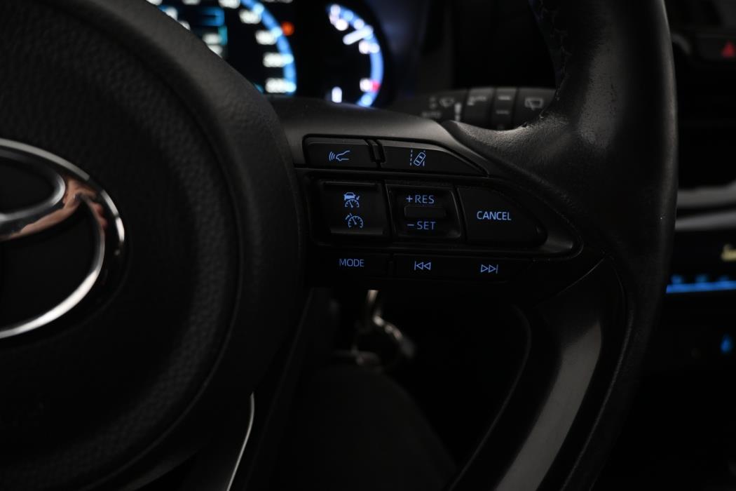 TOYOTA Yaris Cross 2024