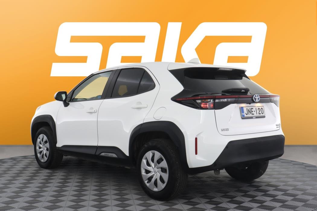 TOYOTA Yaris Cross 2024