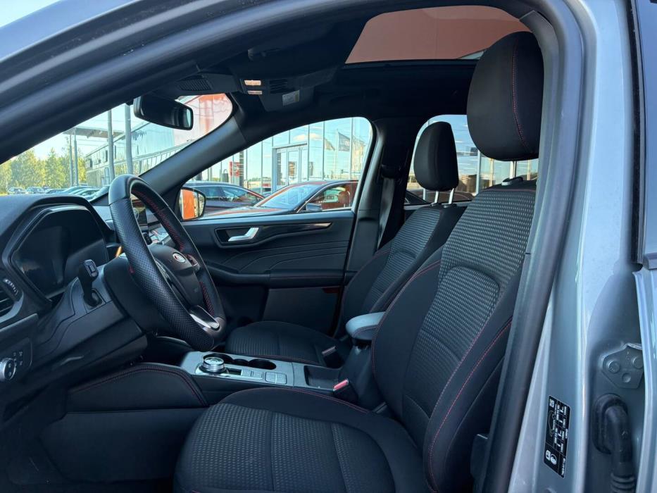FORD Kuga 2023