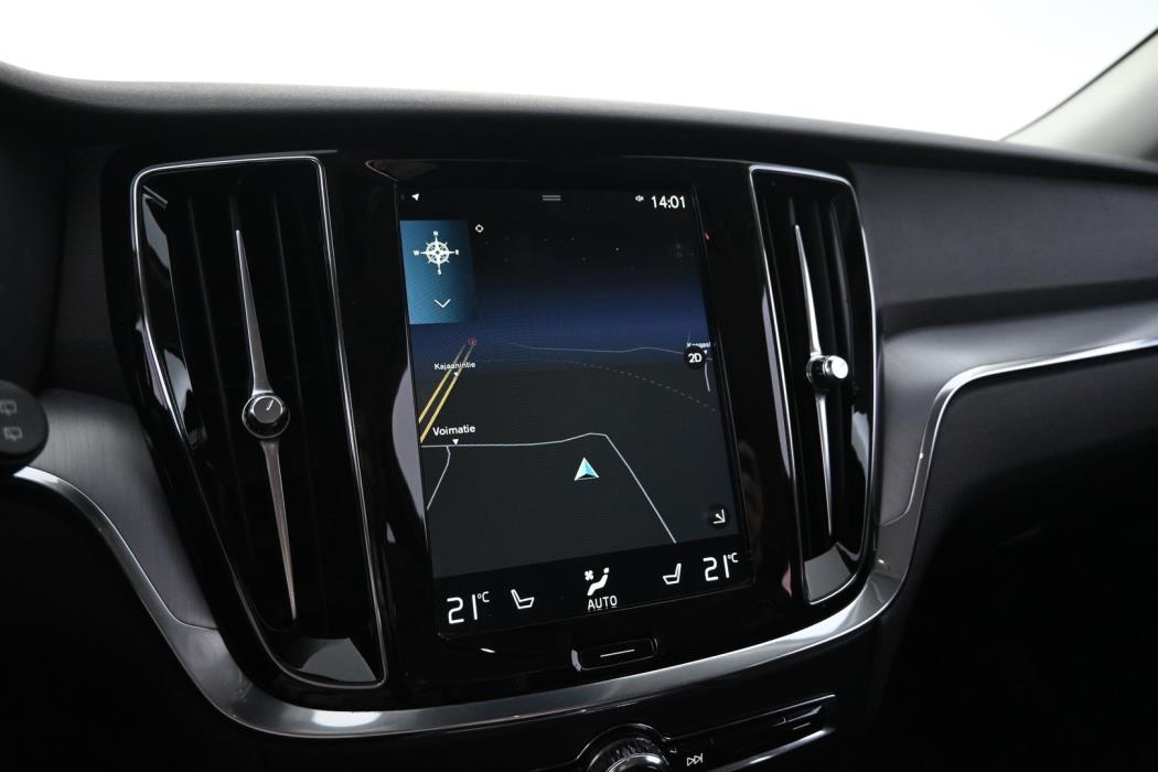VOLVO V60 2021