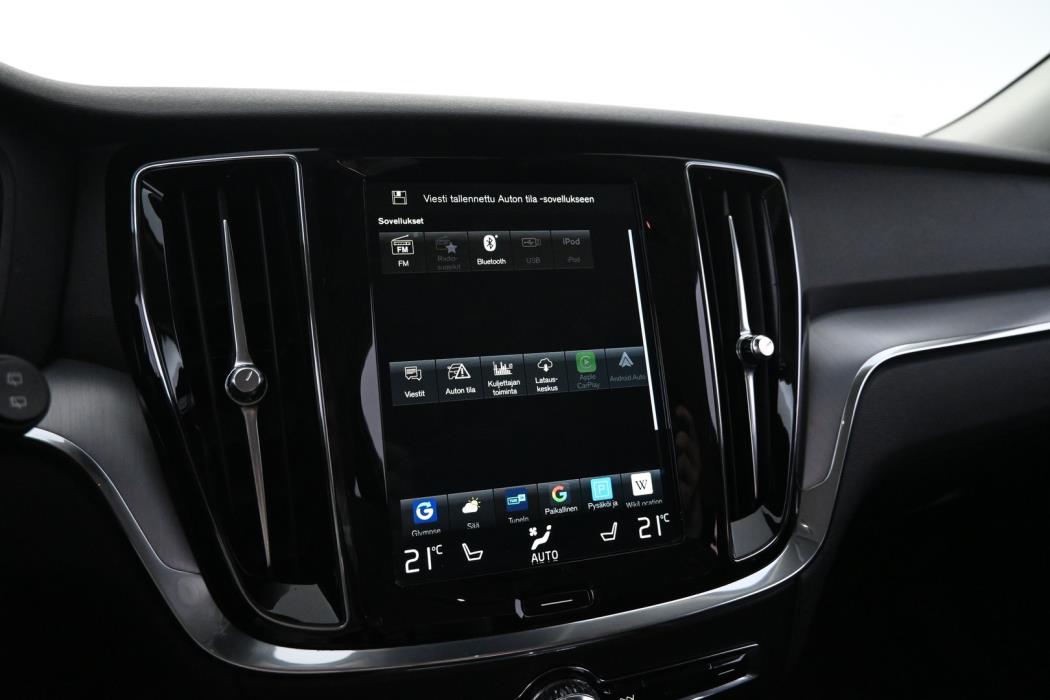 VOLVO V60 2021