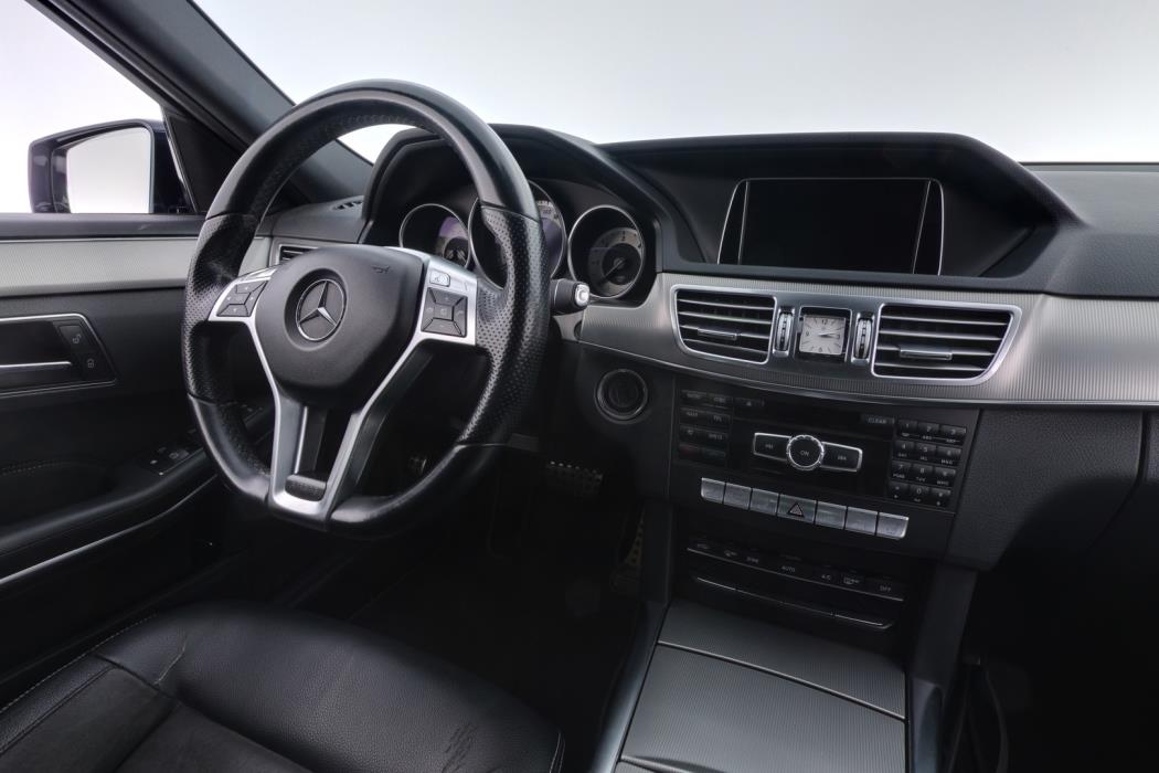 MERCEDES-BENZ E 2013