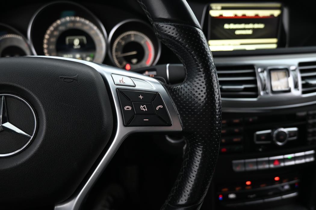 MERCEDES-BENZ E 2013