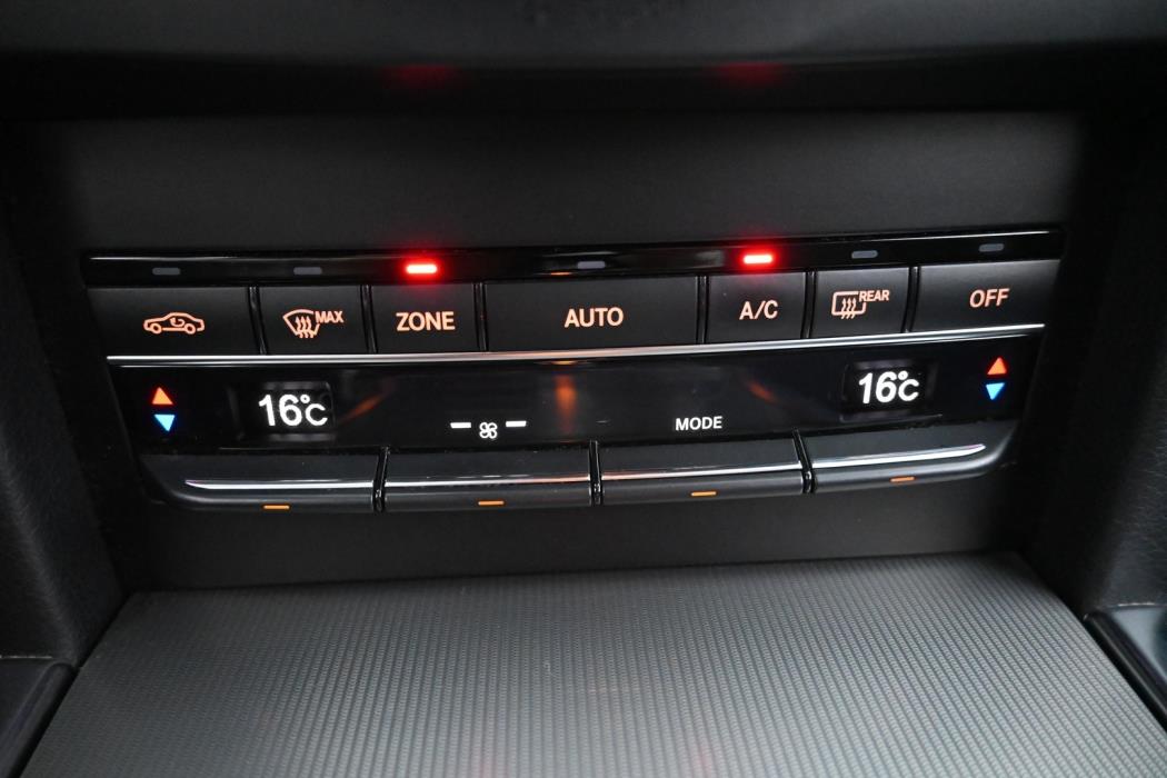 MERCEDES-BENZ E 2013