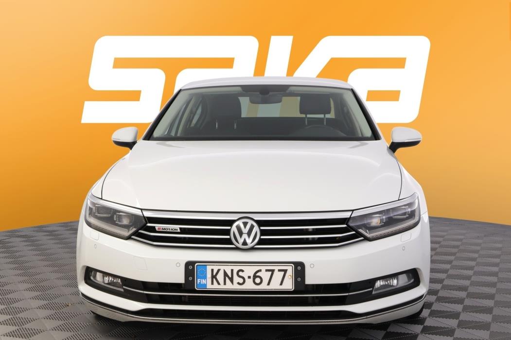 VOLKSWAGEN Passat 2016
