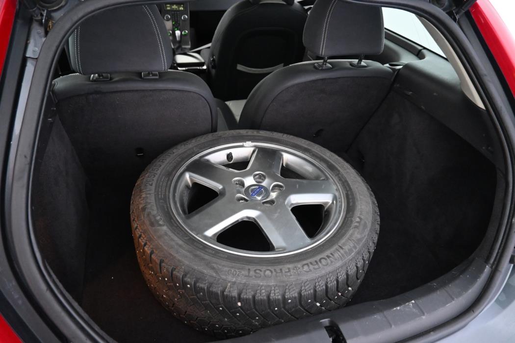 VOLVO C30 2012