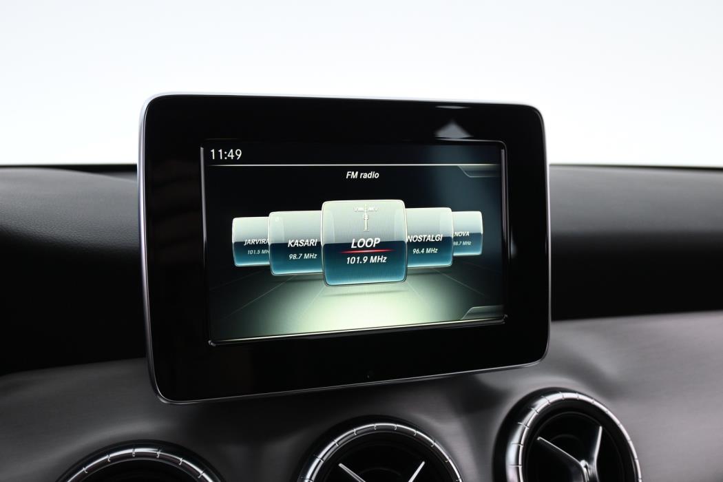 MERCEDES-BENZ CLA 2016