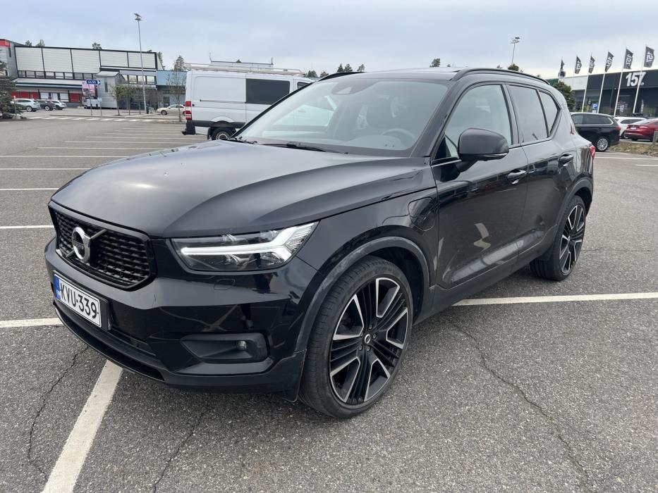 VOLVO XC40 2021