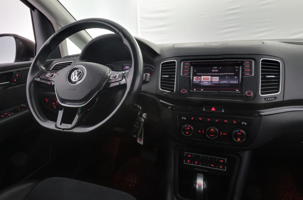 VOLKSWAGEN Sharan 2017
