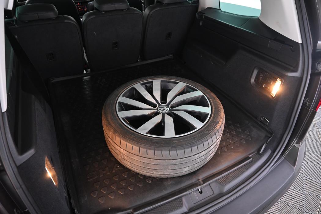 VOLKSWAGEN Sharan 2017