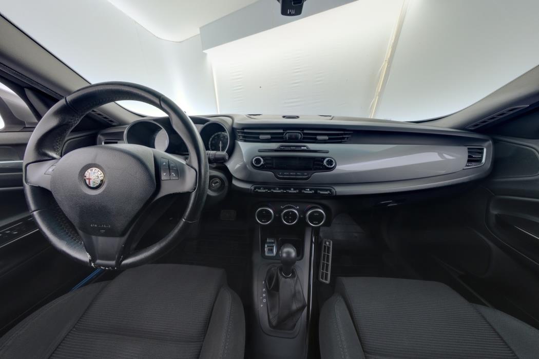 ALFA ROMEO Giulietta 2013