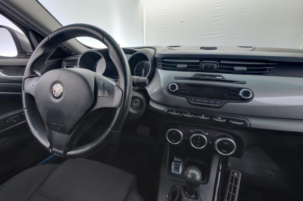 ALFA ROMEO Giulietta 2013