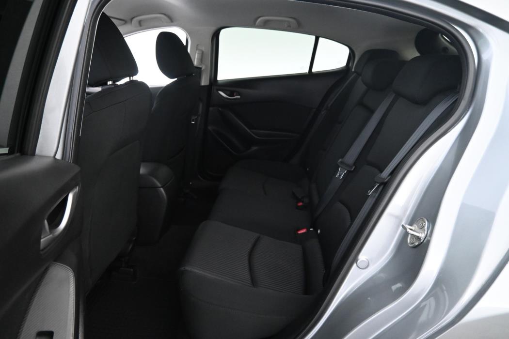 MAZDA 3 2014