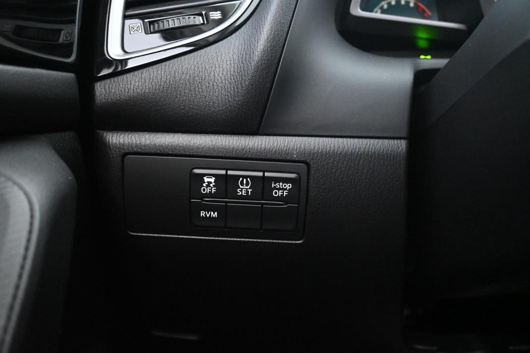 MAZDA 3 2014