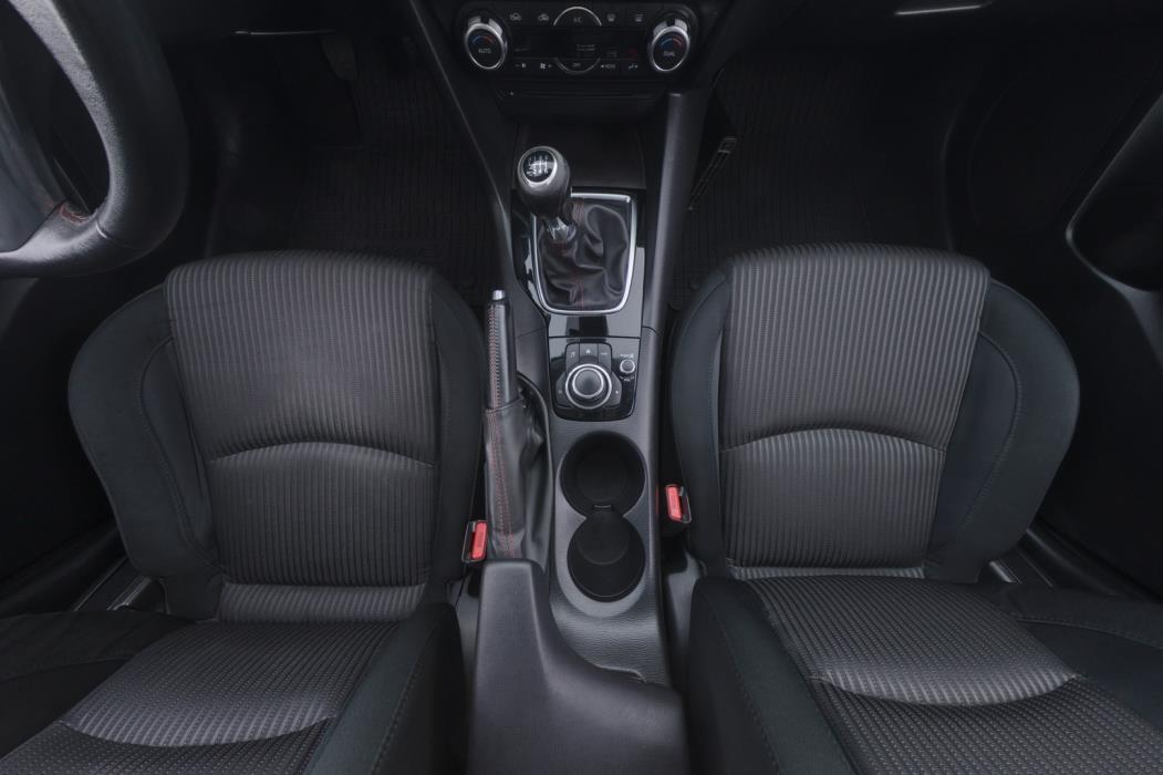 MAZDA 3 2014